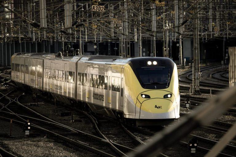 Arlanda Airport (ARN): Train Transfer to/from Stockholm